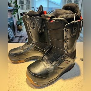 Burton Snowboarding Boots - Men’s “Ruler” Style